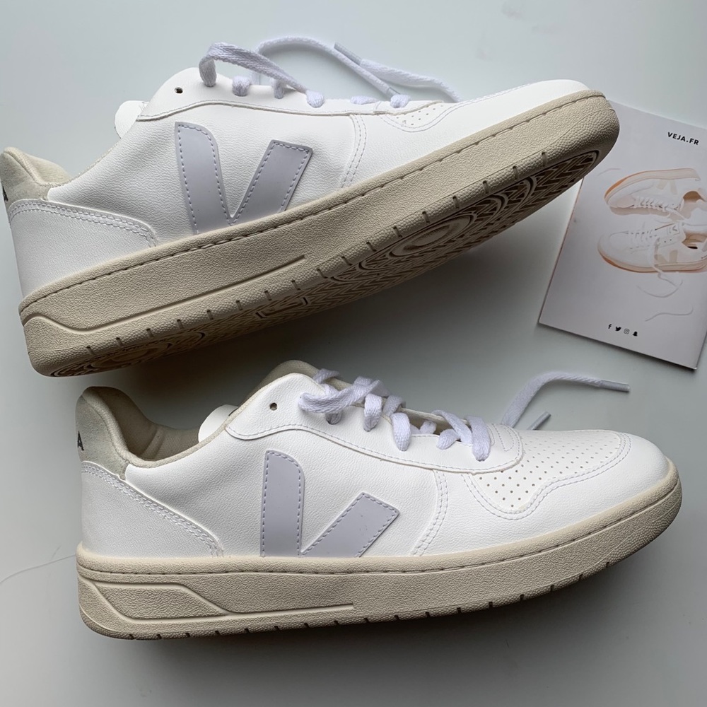 VEJA V10 Vegan Leather Sneakers (NEW)